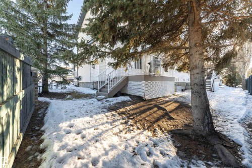 24 211 Blackburn Drive E, Edmonton, AB - Outdoor