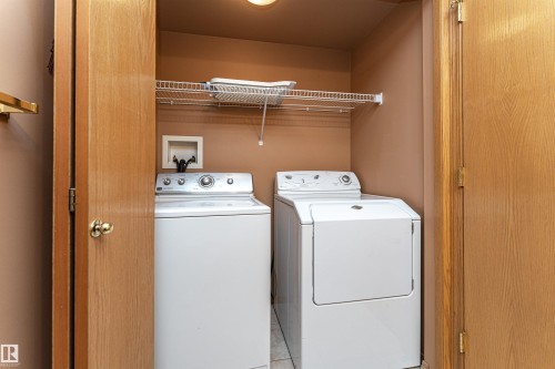 24 211 Blackburn Drive E, Edmonton, AB - Indoor Photo Showing Laundry Room