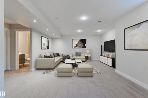 2328 Ware Crescent, Edmonton, AB - Indoor