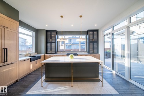 152 Hays Ridge Boulevard, Edmonton, AB - Indoor