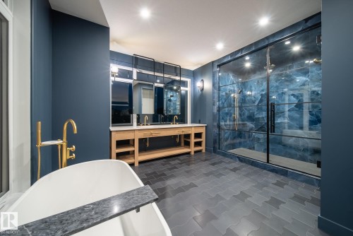 152 Hays Ridge Boulevard, Edmonton, AB - Indoor Photo Showing Other Room