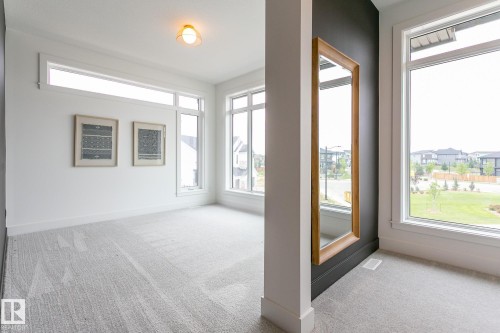 152 Hays Ridge Boulevard, Edmonton, AB - Indoor Photo Showing Other Room