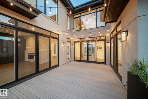 152 Hays Ridge Boulevard, Edmonton, AB - Indoor Photo Showing Other Room