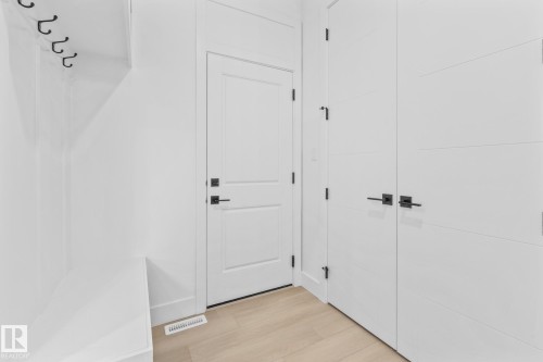 26 Blackbird Bend, Fort Saskatchewan, AB - Indoor Photo Showing Other Room