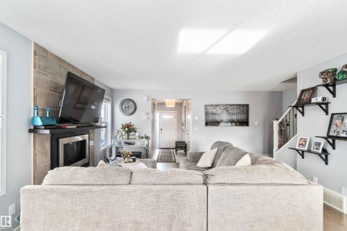 6319 167A Avenue, Edmonton, AB - Indoor