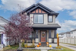 816 35 Avenue  Edmonton, AB T6T 1A3