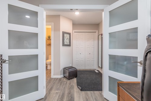 816 35 Avenue, Edmonton, AB - Indoor Photo Showing Other Room