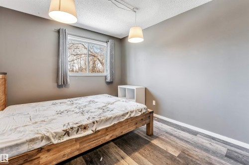 3824 48 Street, Edmonton, AB - Indoor Photo Showing Bedroom