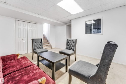 3824 48 Street, Edmonton, AB - Indoor