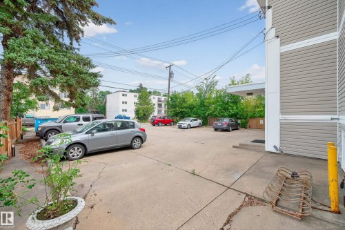 202 10746 80 Avenue, Edmonton, AB - Outdoor