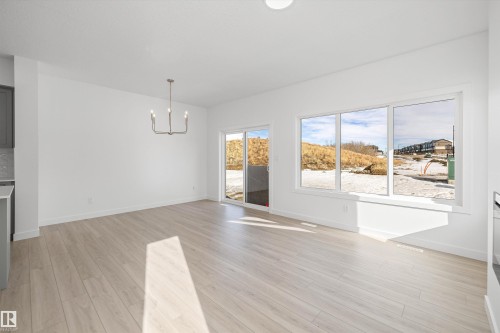 4503 Warbler Loop, Edmonton, AB - Indoor Photo Showing Living Room
