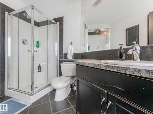 60 Becker Crescent, Fort Saskatchewan, AB - Indoor Photo Showing Bathroom