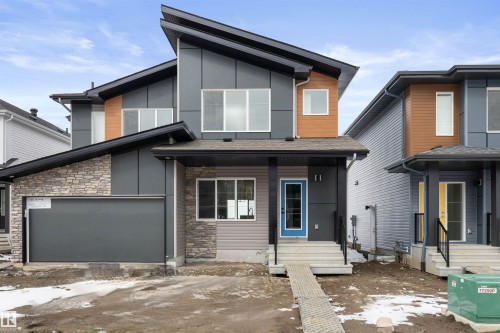 634 176 Avenue  Edmonton, AB T5Y 4K3