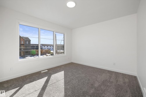 634 176 Avenue, Edmonton, AB - Indoor Photo Showing Other Room