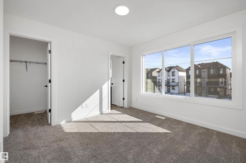 634 176 Avenue, Edmonton, AB - Indoor Photo Showing Other Room