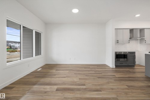 634 176 Avenue, Edmonton, AB - Indoor Photo Showing Other Room