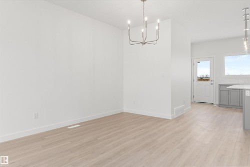 428 176 Avenue, Edmonton, AB - Indoor Photo Showing Other Room