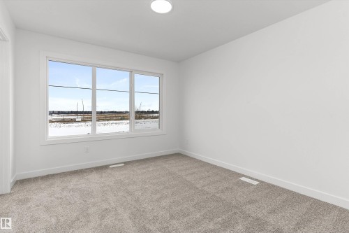 428 176 Avenue, Edmonton, AB - Indoor Photo Showing Other Room