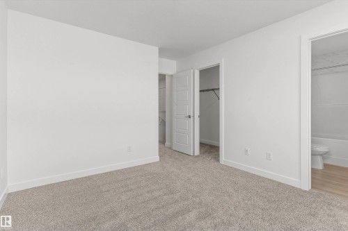 428 176 Avenue, Edmonton, AB - Indoor Photo Showing Other Room