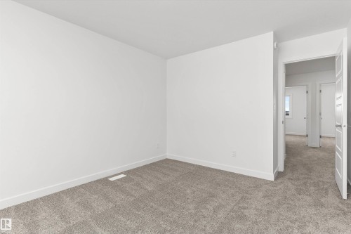 428 176 Avenue, Edmonton, AB - Indoor Photo Showing Other Room
