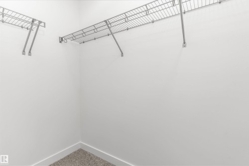 428 176 Avenue, Edmonton, AB - Indoor With Storage