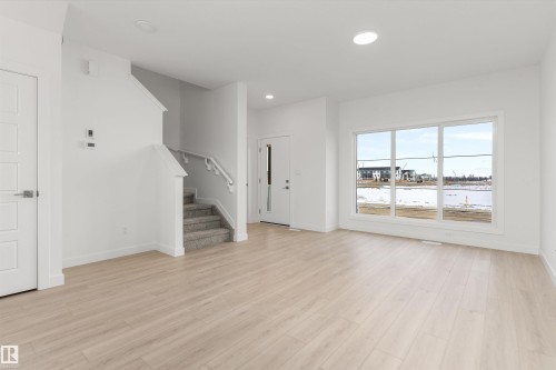 428 176 Avenue, Edmonton, AB - Indoor Photo Showing Other Room