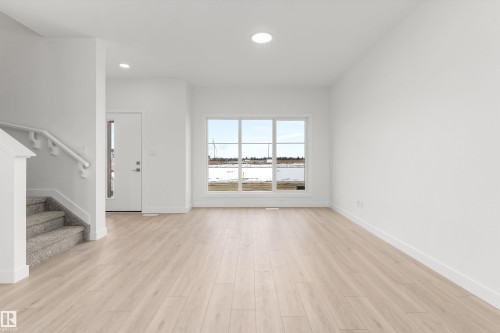428 176 Avenue, Edmonton, AB - Indoor Photo Showing Other Room