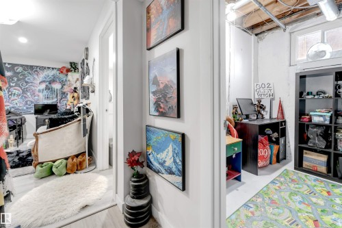 12202 45 Street, Edmonton, AB - Indoor Photo Showing Other Room
