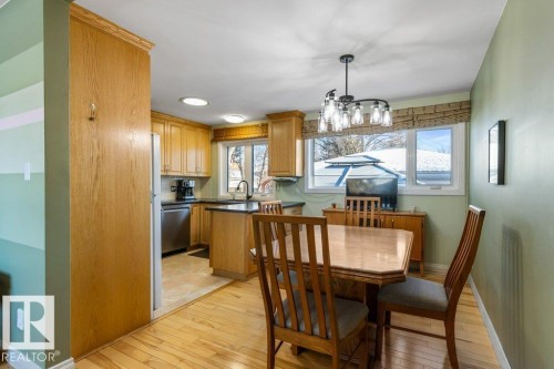 7123 82 Street, Edmonton, AB - Indoor Photo Showing Dining Room