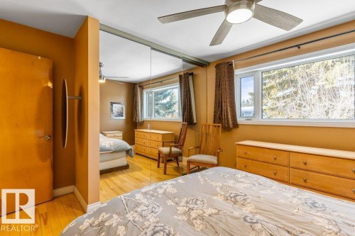 7123 82 Street, Edmonton, AB - Indoor Photo Showing Bedroom