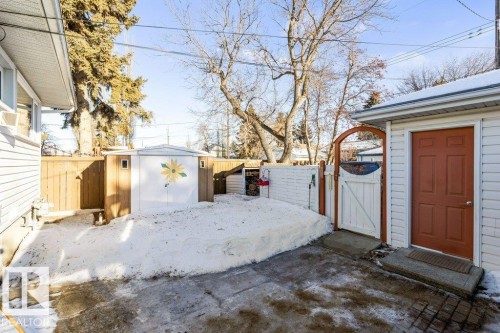 7123 82 Street, Edmonton, AB - Outdoor