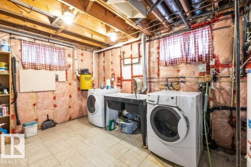 7123 82 Street, Edmonton, AB - Indoor Photo Showing Laundry Room
