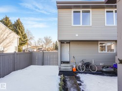 12 AKINSDALE  St. Albert, AB T8N 2W9