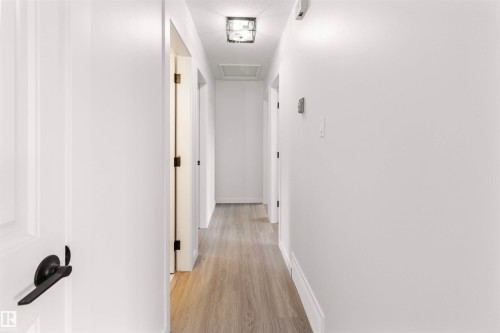 875 Juniper Avenue, Sherwood Park, AB - Indoor Photo Showing Other Room