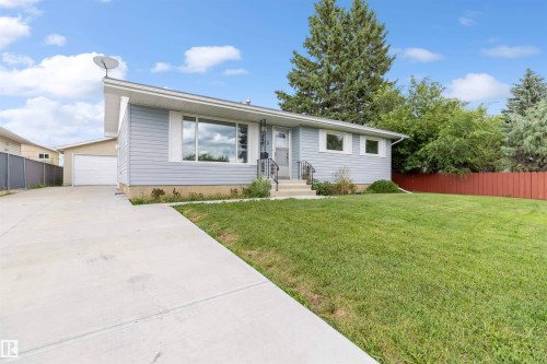 875 Juniper Avenue, Sherwood Park, AB - Outdoor