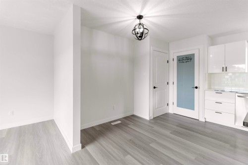 875 Juniper Avenue, Sherwood Park, AB - Indoor