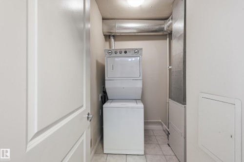 304 9819 104 Street, Edmonton, AB - Indoor Photo Showing Laundry Room