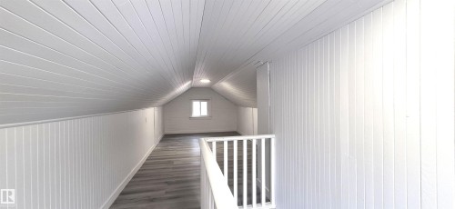 11426 84 Street, Edmonton, AB - Indoor Photo Showing Other Room