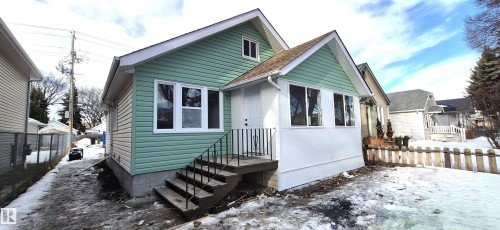 11426 84 Street, Edmonton, AB - Outdoor