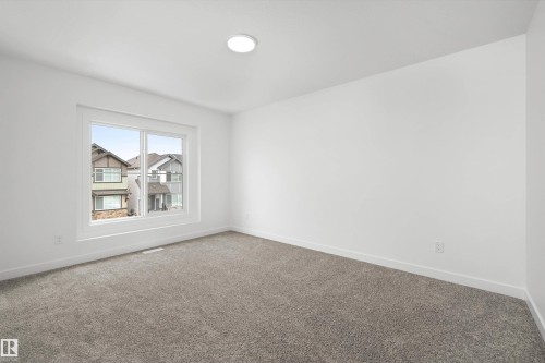 6226 175A Avenue, Edmonton, AB - Indoor Photo Showing Other Room