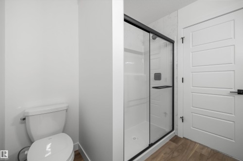 6226 175A Avenue, Edmonton, AB - Indoor Photo Showing Bathroom