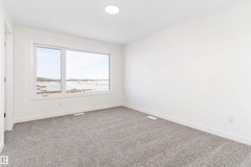 436 176 Avenue, Edmonton, AB - Indoor Photo Showing Other Room