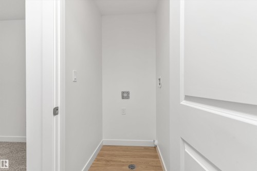 20707 43 Avenue, Edmonton, AB - Indoor Photo Showing Other Room