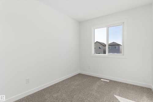 20707 43 Avenue, Edmonton, AB - Indoor Photo Showing Other Room
