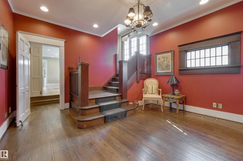 10226 Connaught Drive, Edmonton, AB - Indoor Photo Showing Other Room