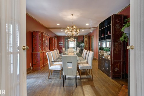 10226 Connaught Drive, Edmonton, AB - Indoor Photo Showing Dining Room