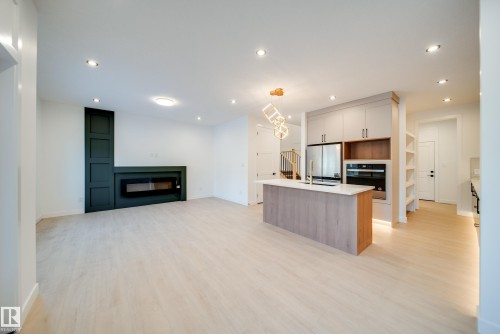 22 Blackbird Bend, Fort Saskatchewan, AB - Indoor With Fireplace