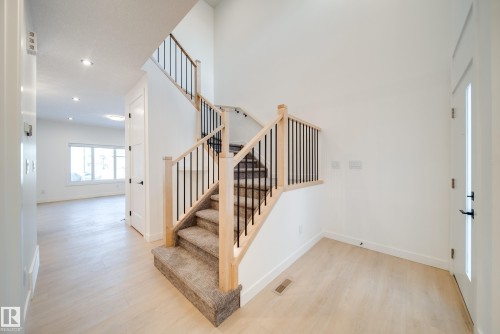 22 Blackbird Bend, Fort Saskatchewan, AB - Indoor Photo Showing Other Room