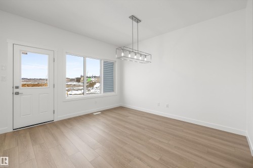620 176 Avenue, Edmonton, AB - Indoor Photo Showing Other Room