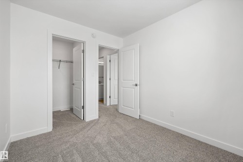 620 176 Avenue, Edmonton, AB - Indoor Photo Showing Other Room